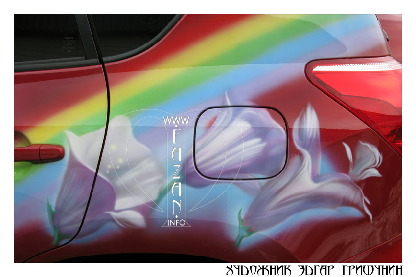 Аэрография "Волшебная страна" на авто Toyota RAV4. Фото 09.