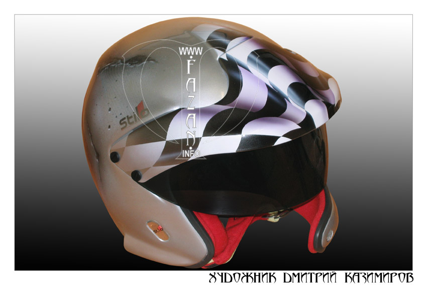 Аэрография на автомобильном шлеме. Фото 01.