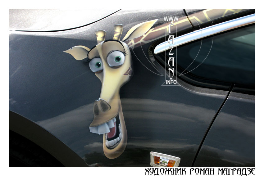 Аэрография на серой машине Opel Astra GTC: герой мультфильма "Мадагаскар" Мелман, фото 05.