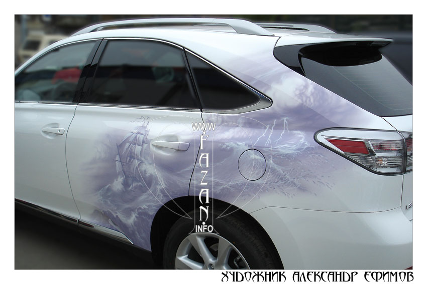 Монохромная аэрография на белом автомобиле Lexus RX 350, фото 08.