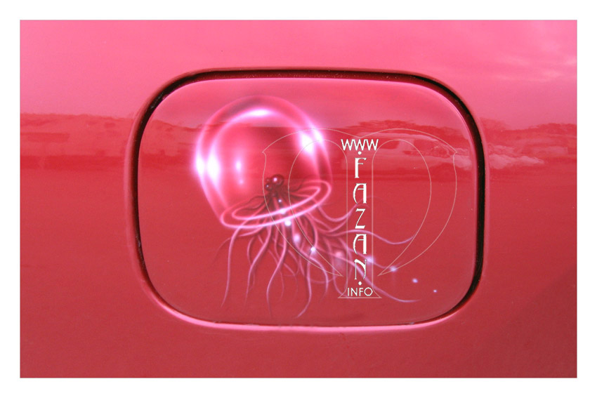 Аэрография на красной машине Toyota RAV4. Фото 03.
